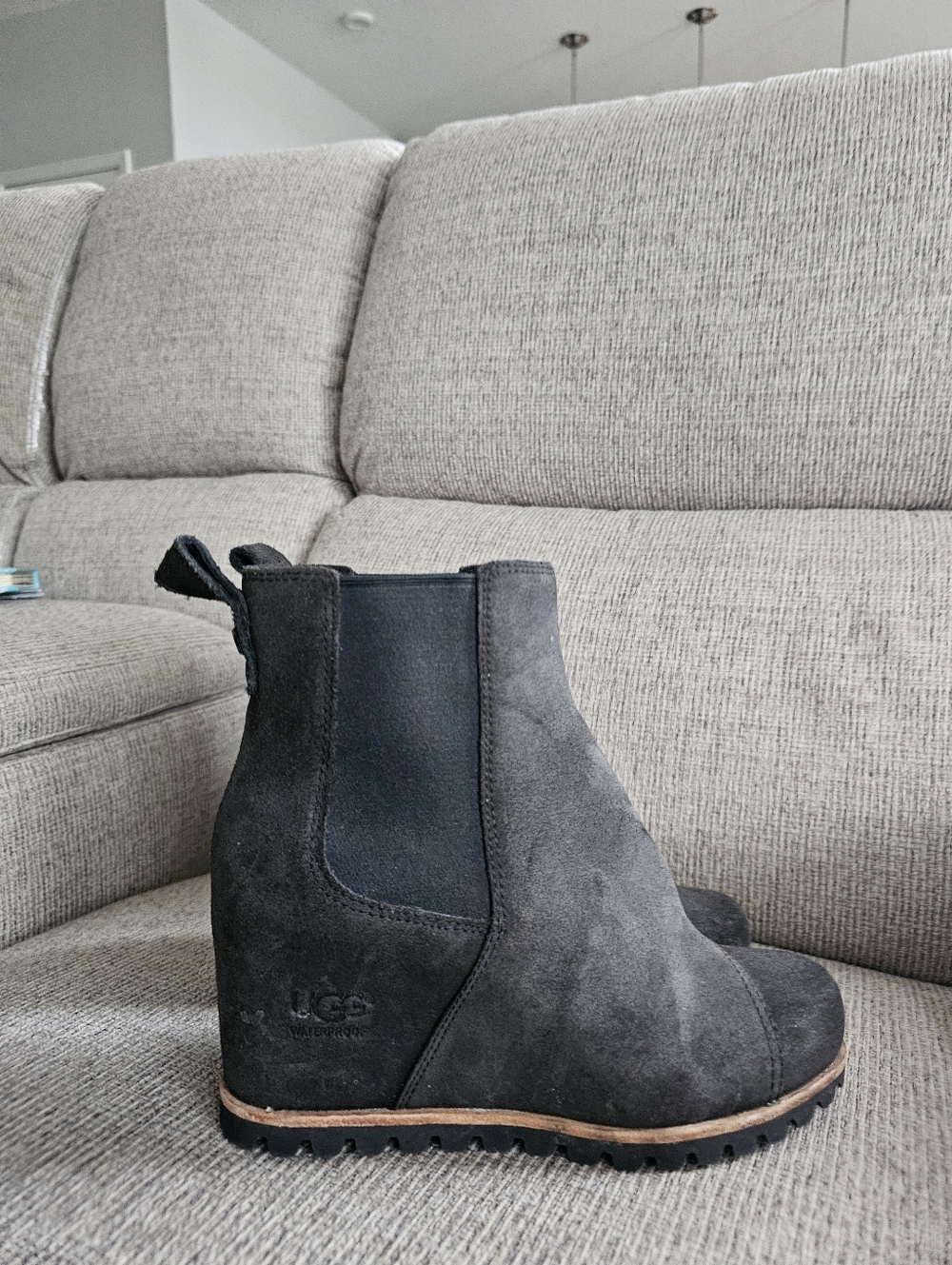 UGG Pax Boot - Picture 5 of 8